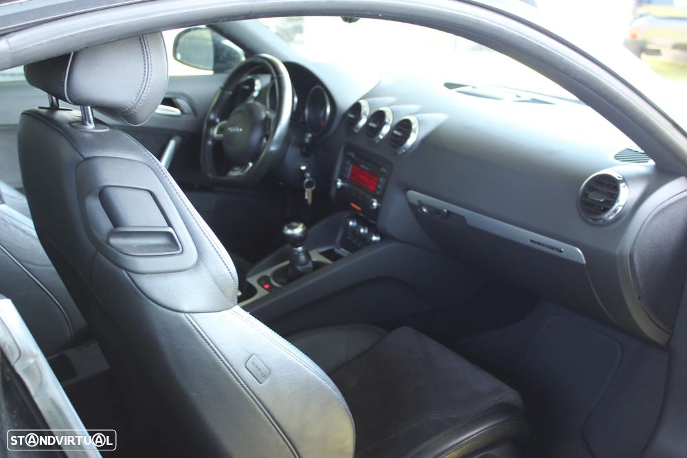 Audi TT Coupé 2.0 TDI quattro S-line - 41