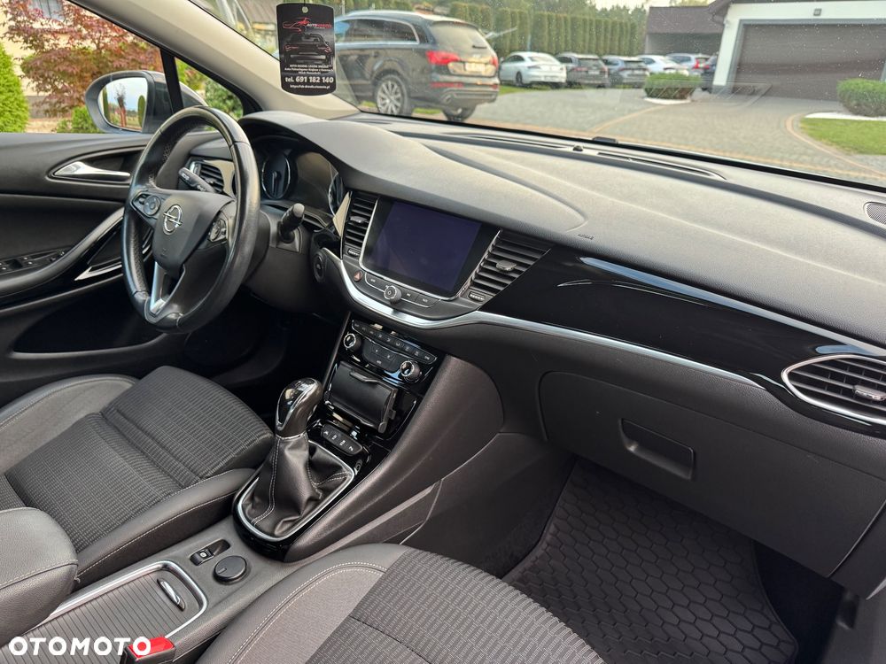 Opel Astra 1.2 T Elegance S&S - 16