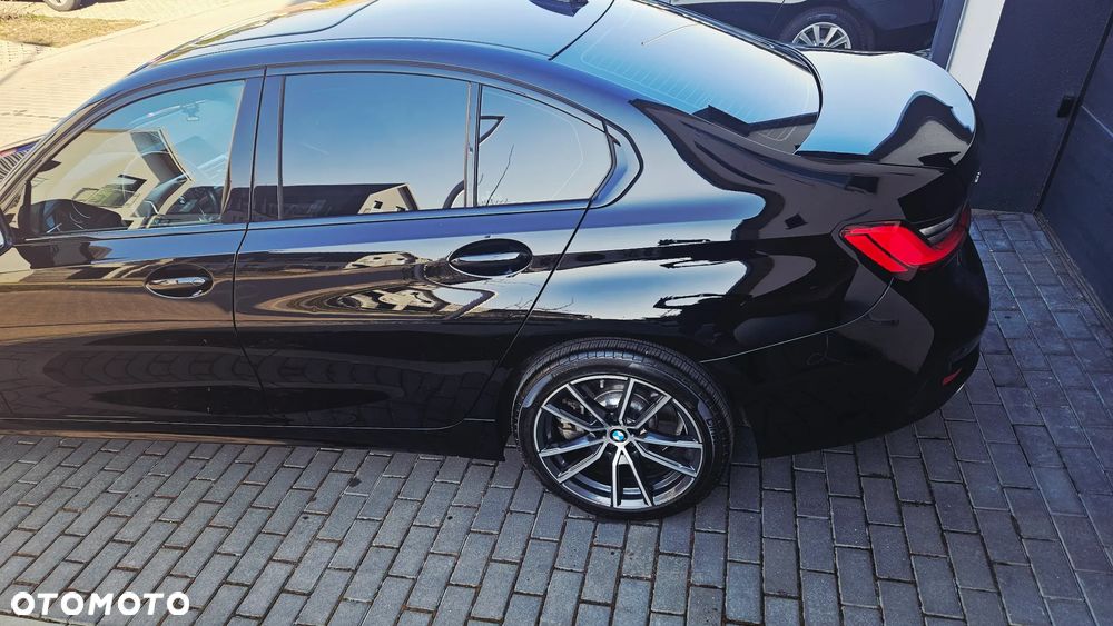 BMW Seria 3 330i Luxury Line sport - 8