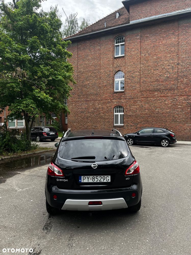 Nissan Qashqai 2.0 dCi 4x4 Tekna Premium - 6