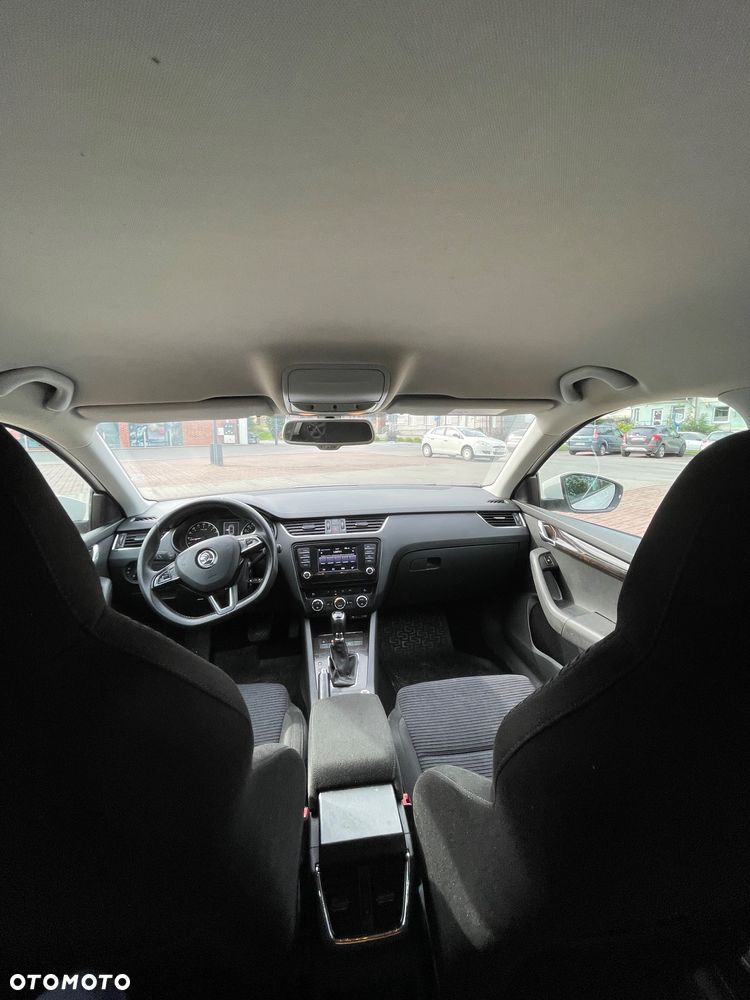 Skoda Octavia 1.6 TDI DPF DSG Sport Edition - 12