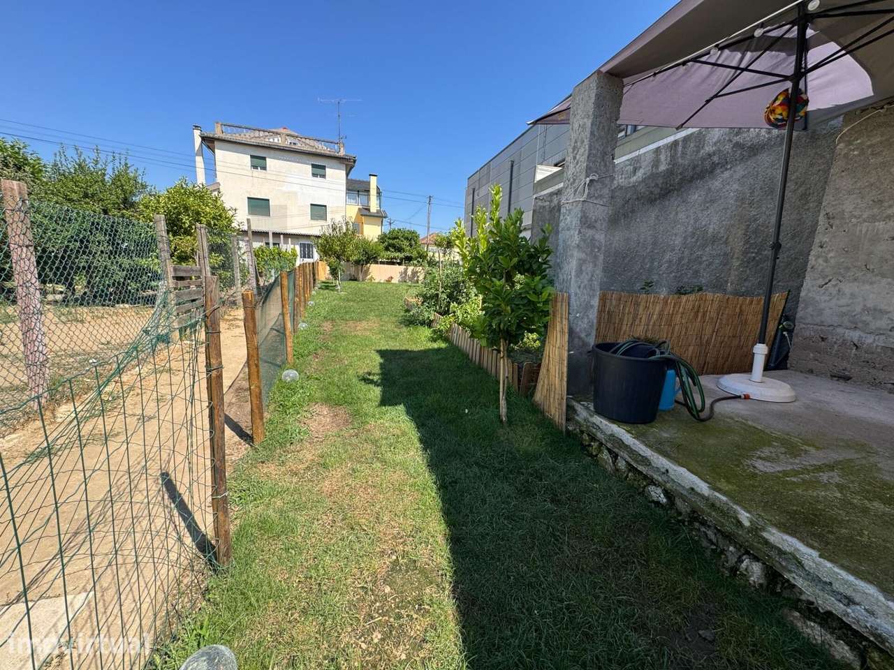 Apartamento T4 com Terreno Privativo de 246m2 e Garagem de 95m2 em Rio - Grande imagem: 3/31