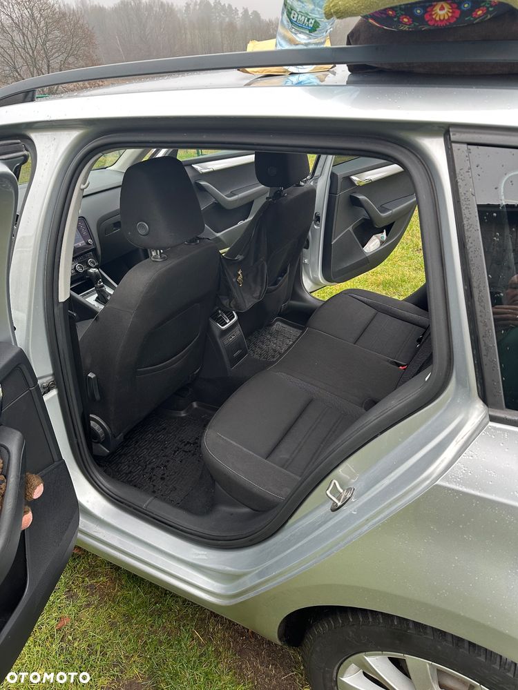 Skoda Octavia Scout 2.0 TDI 4x4 DSG - 13