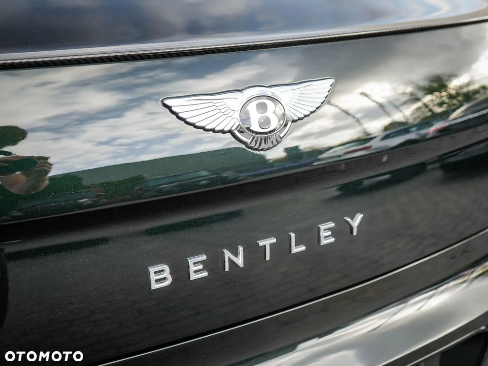 Bentley Flying Spur - 12