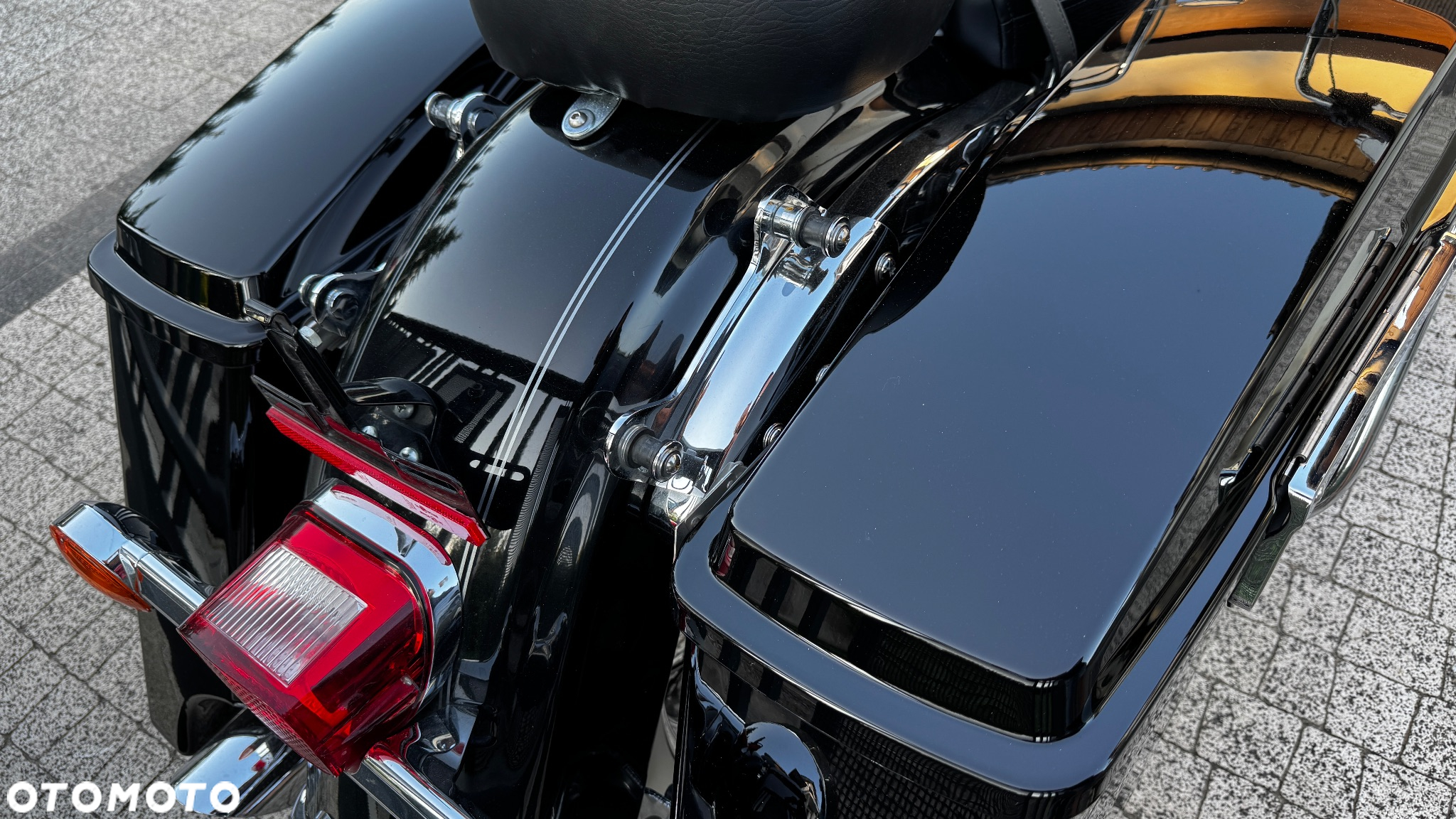 Harley-Davidson Touring Road King - 22