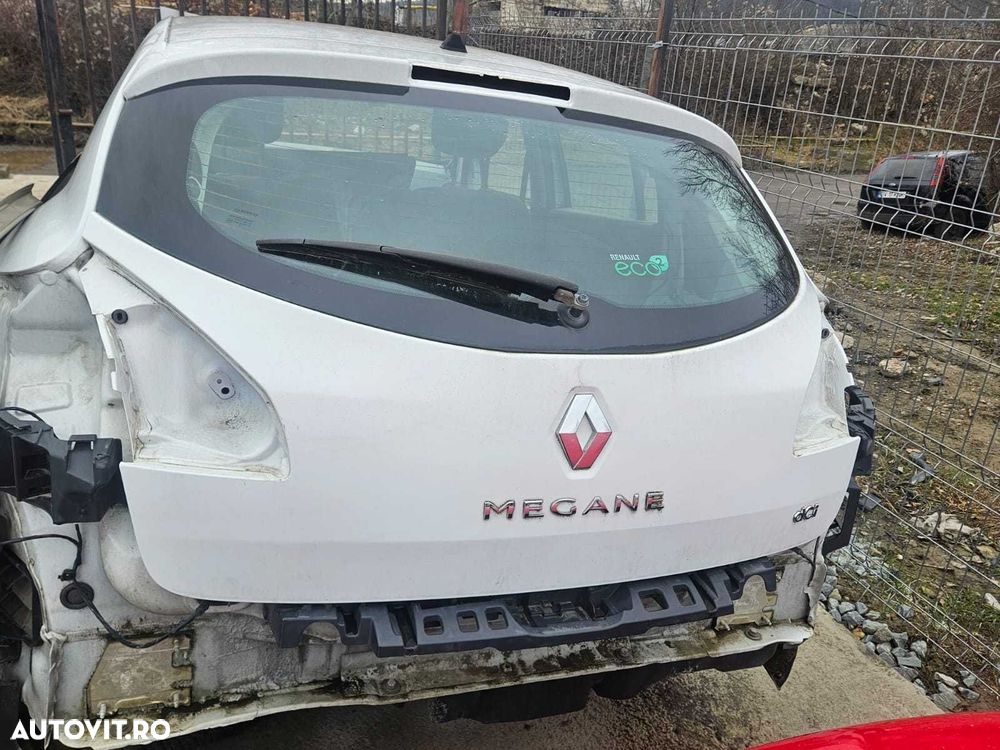 Haion dezechipat Renault Megane 3 hatchback - 1