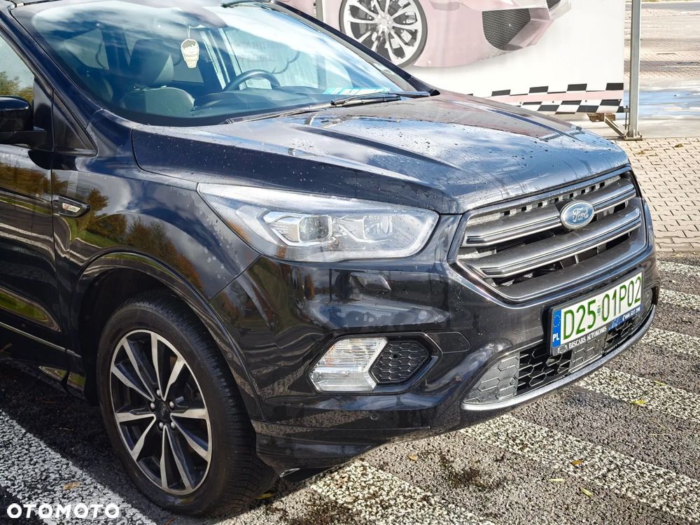 Ford Kuga 1.5 EcoBoost 2x4 ST-Line - 9