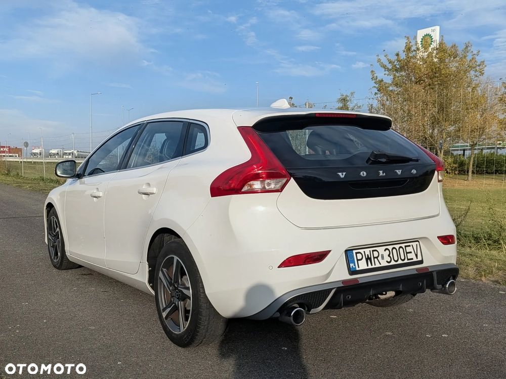 Volvo V40 - 33