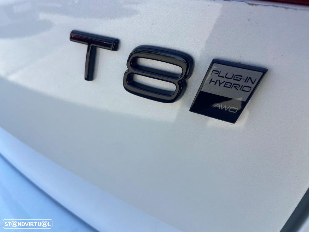 Volvo XC 60 2.0 T8 PHEV Ultimate Dark AWD - 24