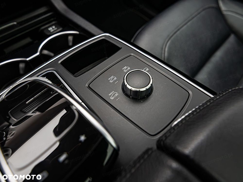 Mercedes-Benz GLE 350 d 4-Matic - 25