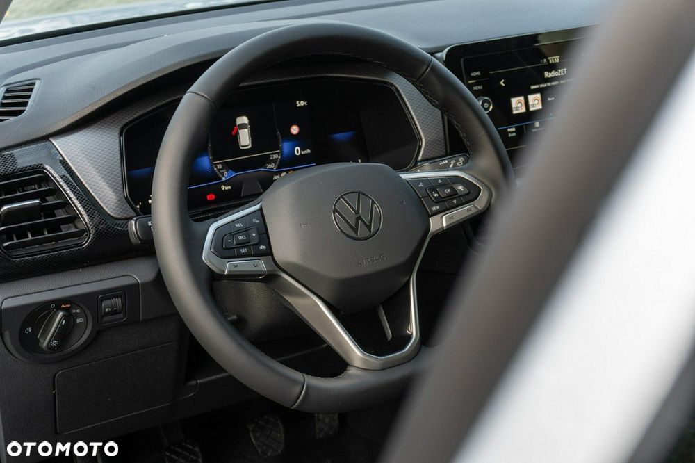 Volkswagen T-Cross - 12
