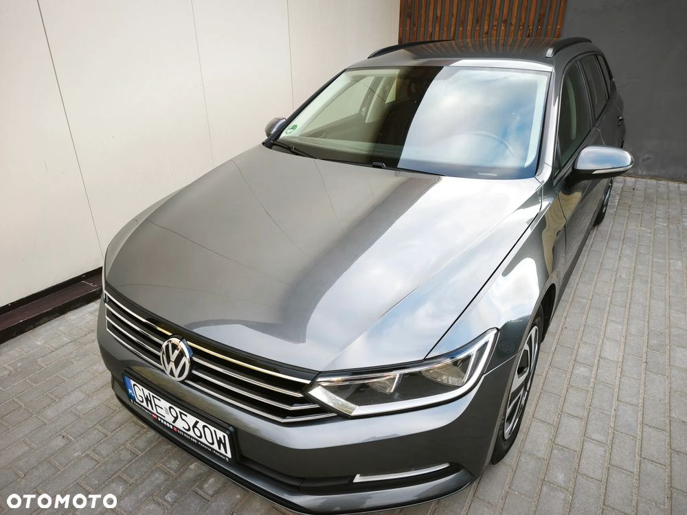 Volkswagen Passat - 7