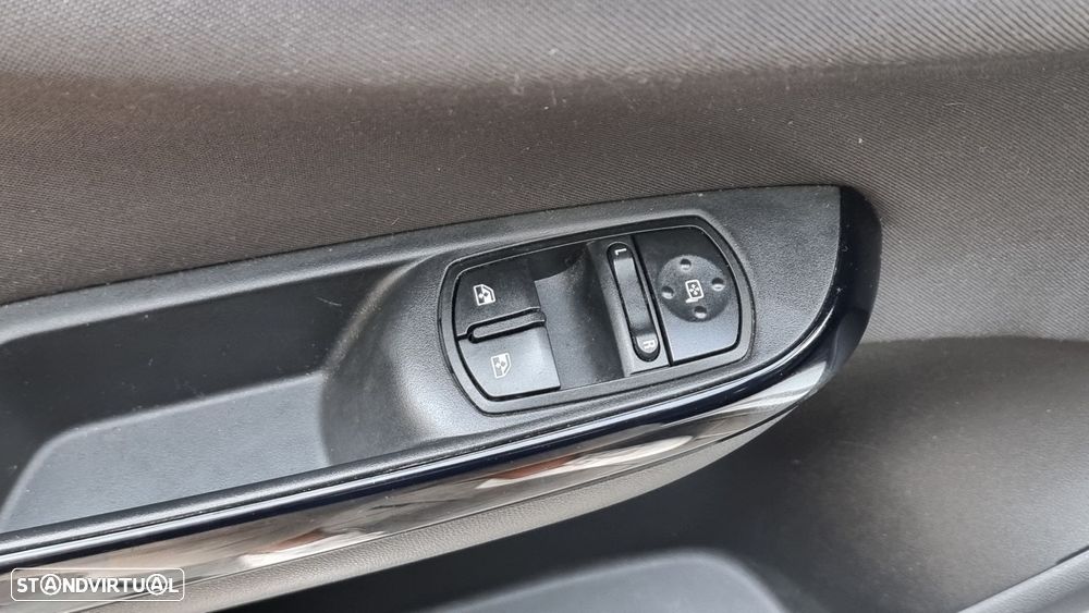 Opel Corsa 1.3 CDTi Enjoy - 17