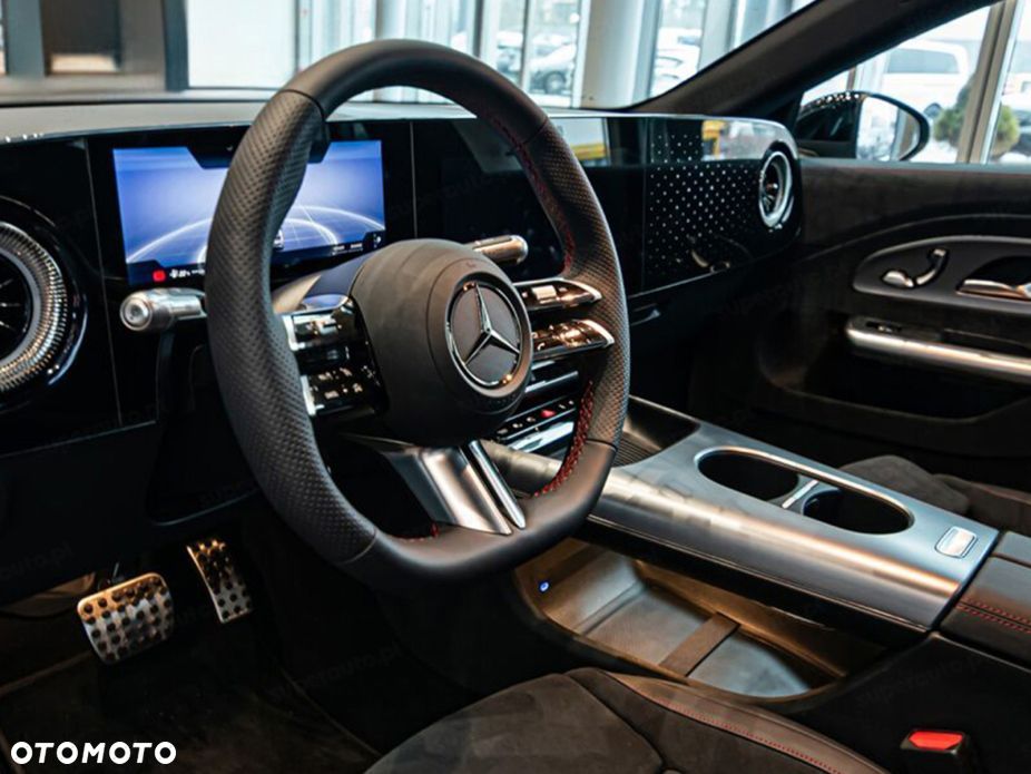 Mercedes-Benz CLA 200 mHEV 4-Matic 8G-DCT - 8