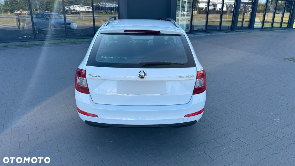 Skoda Octavia 1.6 TDI Ambition DSG - 15