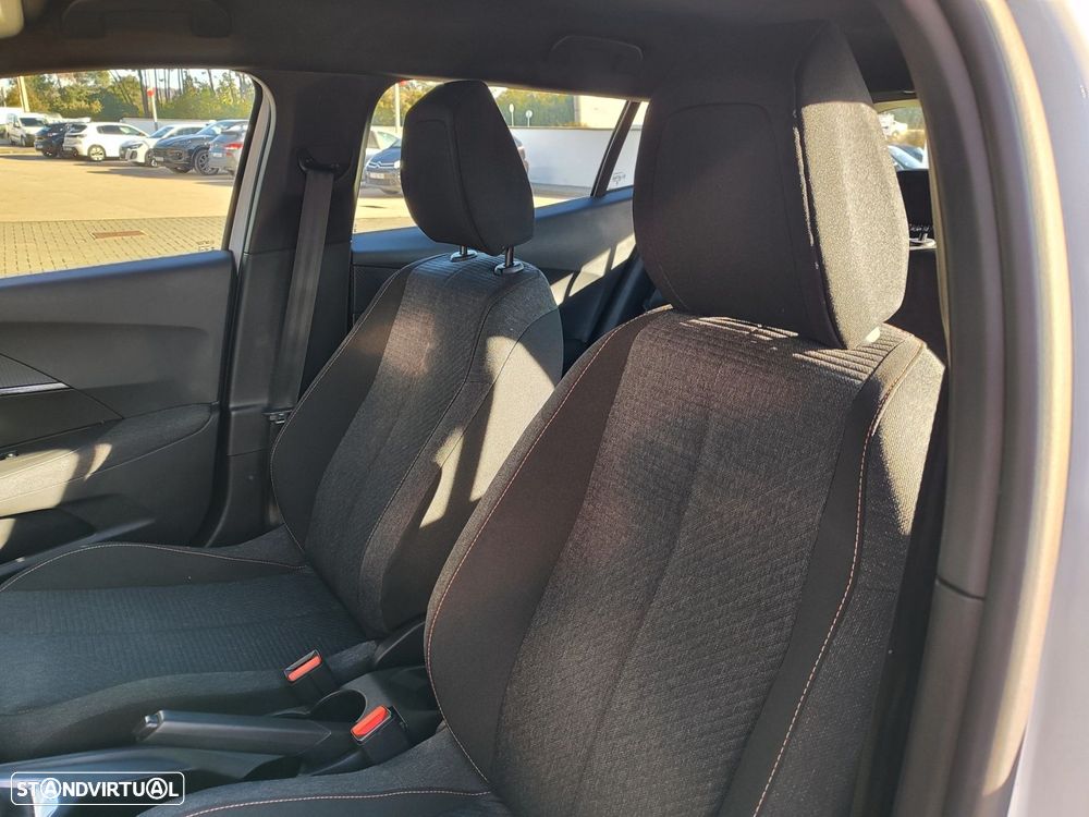 Peugeot 2008 1.2 PureTech Style - 14