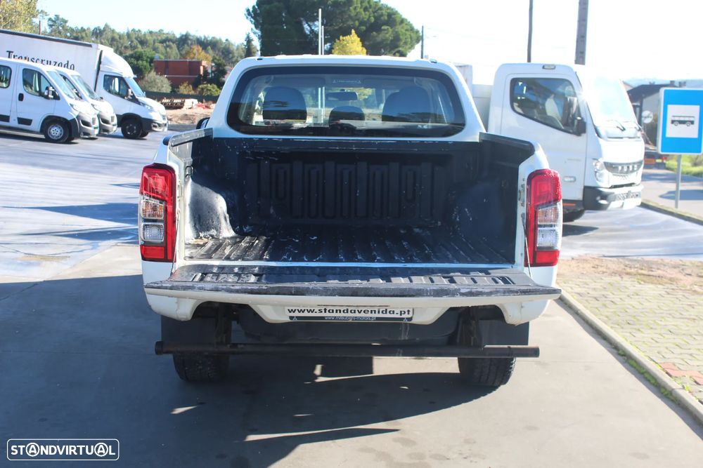 Mitsubishi L200 2.3 DI-D CD Invite 4WD - 7