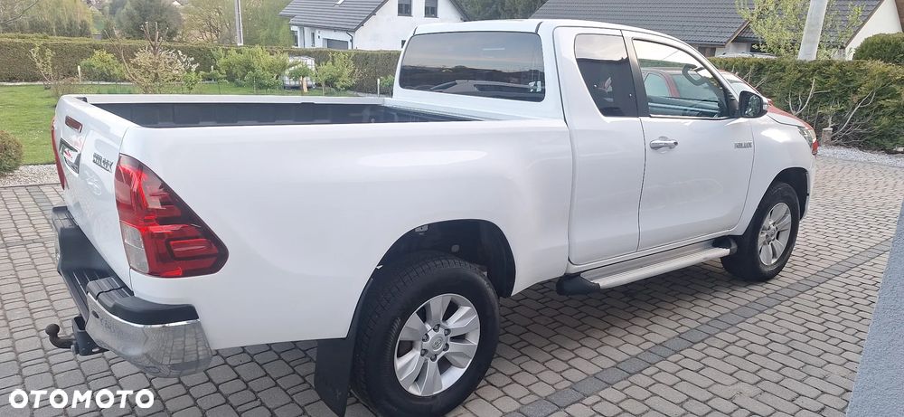 Toyota Hilux 4x4 Extra Cab Duty Comfort - 13