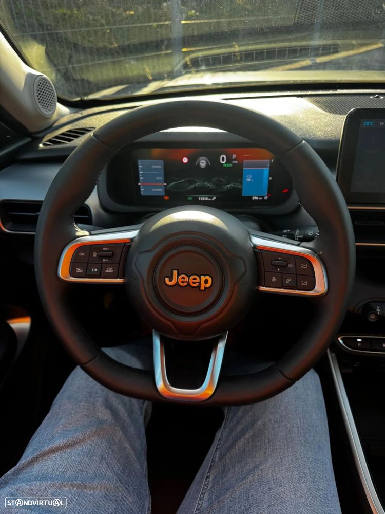 Jeep Avenger 54 kWh Summit - 22