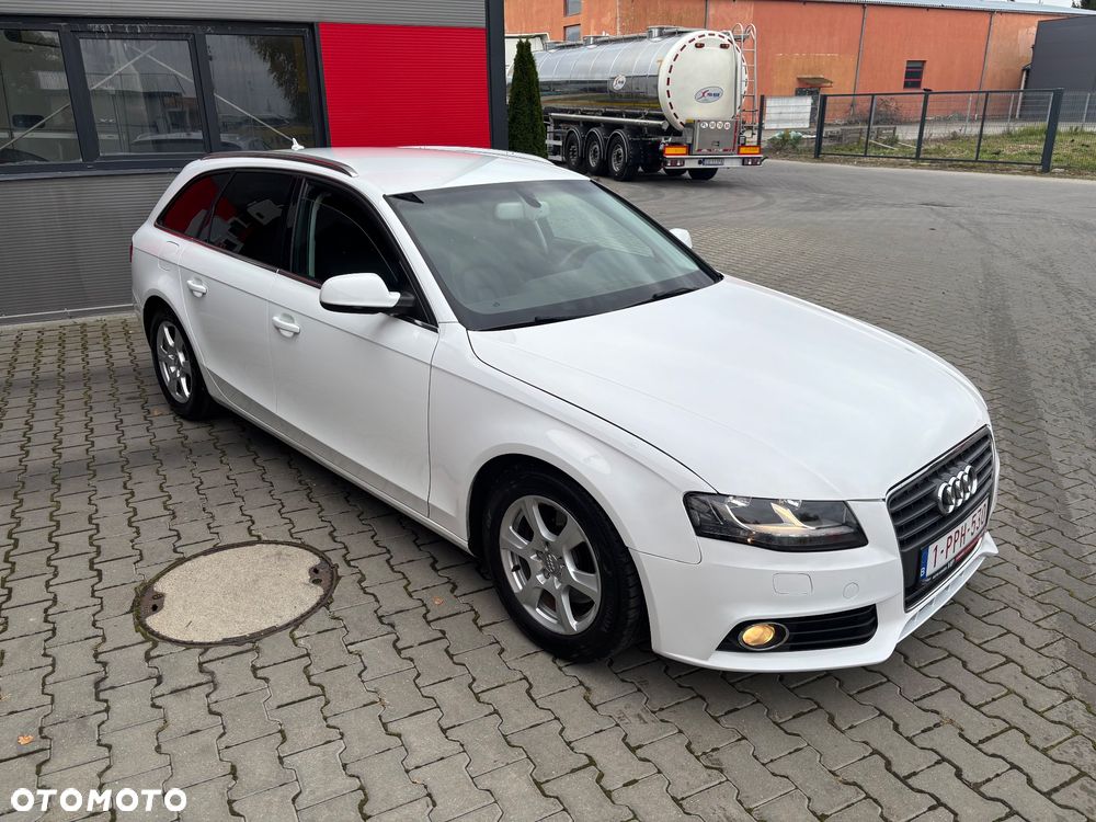 Audi A4 Avant 2.0 TDI - 23