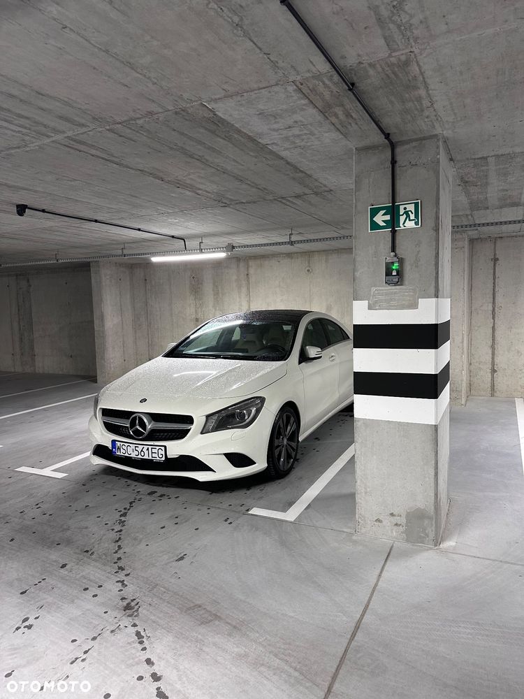 Mercedes-Benz CLA 200 7G-DCT - 2