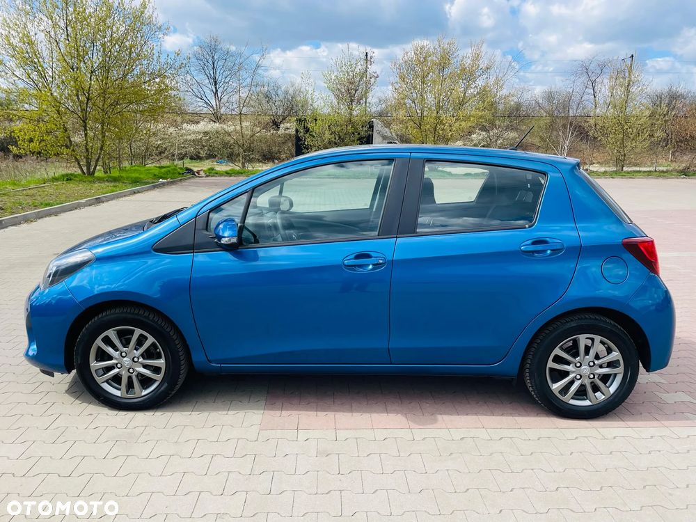 Toyota Yaris 1.33 VVT-i Executive - 2