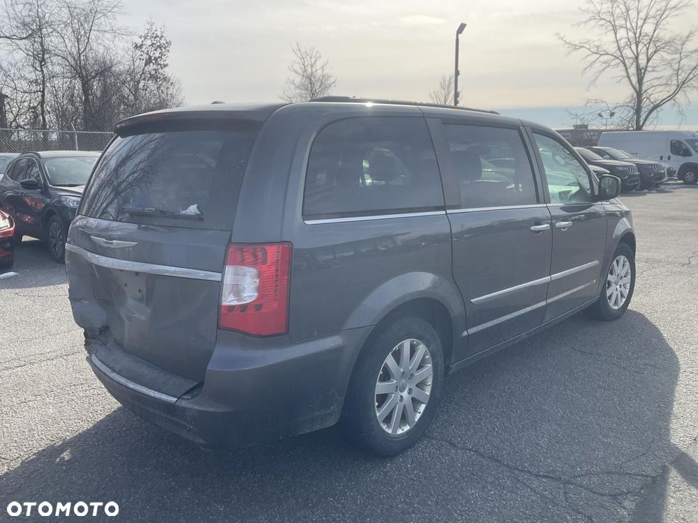 Chrysler Town & Country 3.6 Touring - 30