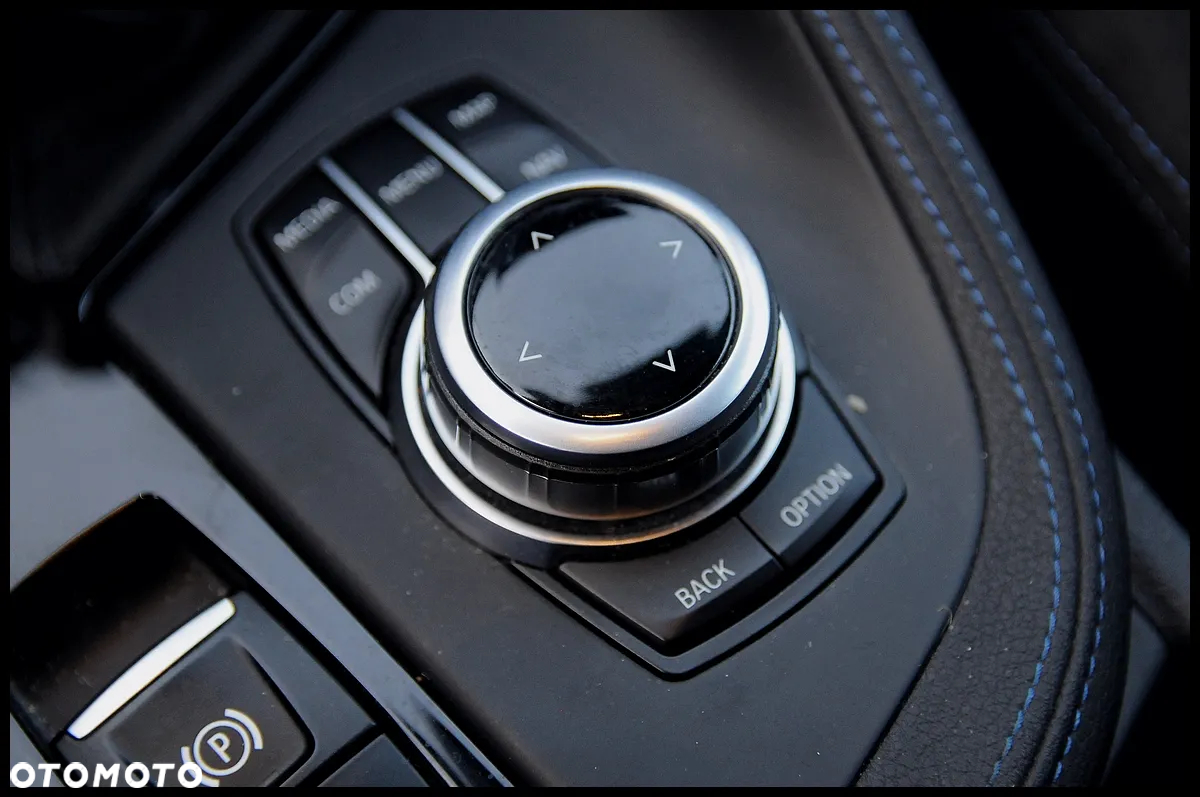 BMW X1 sDrive18i M Sport - 38