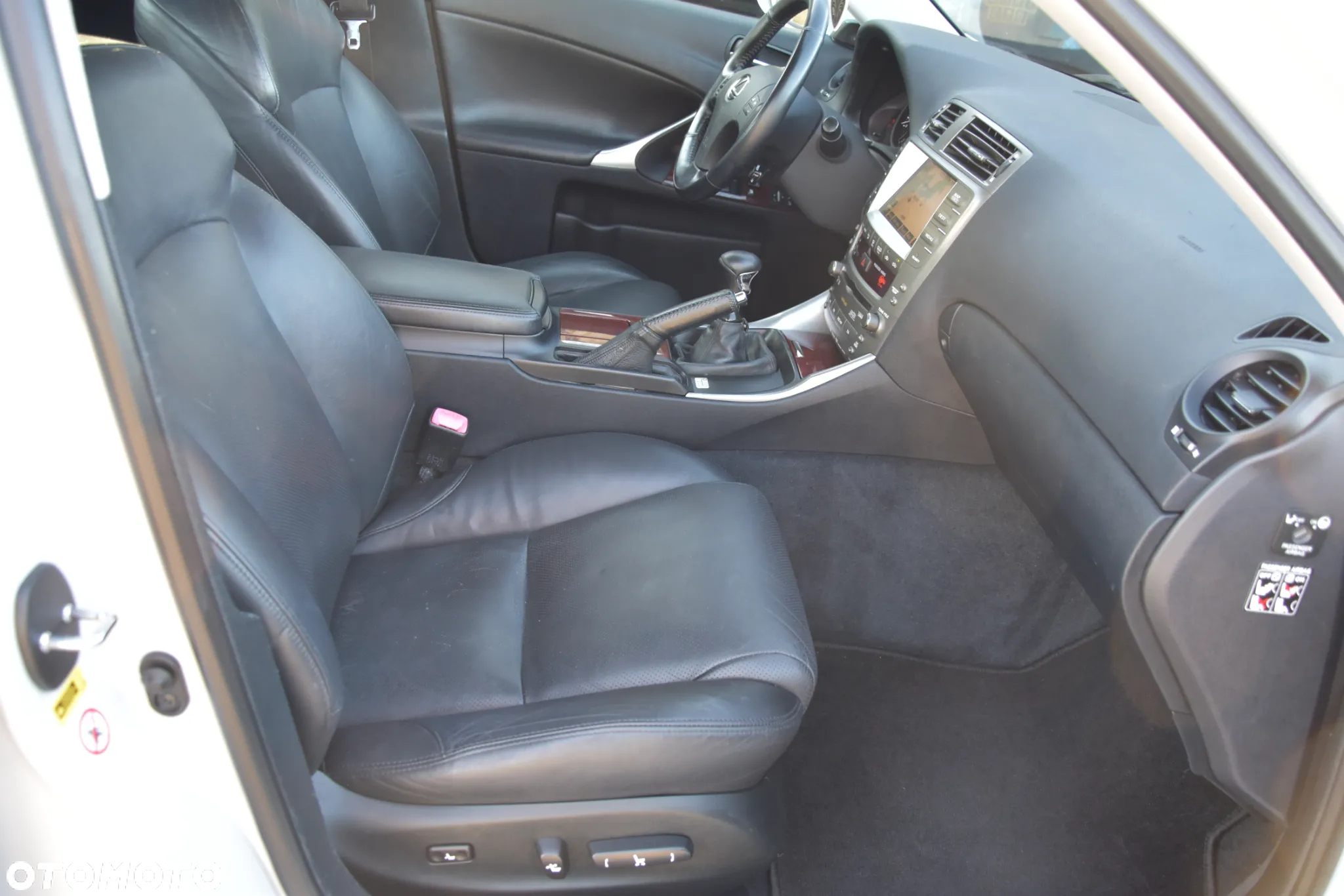 Lexus IS 220d Luxury Line - 15
