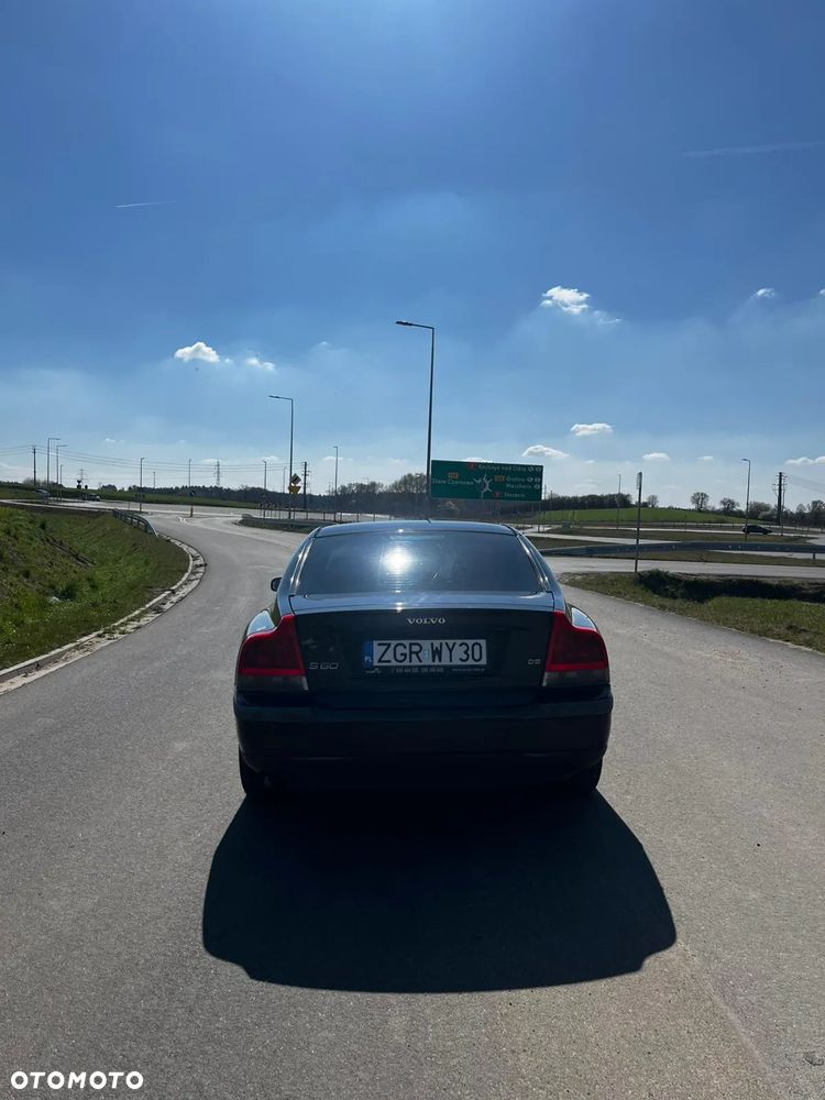 Volvo S60 2.4 D5 - 6