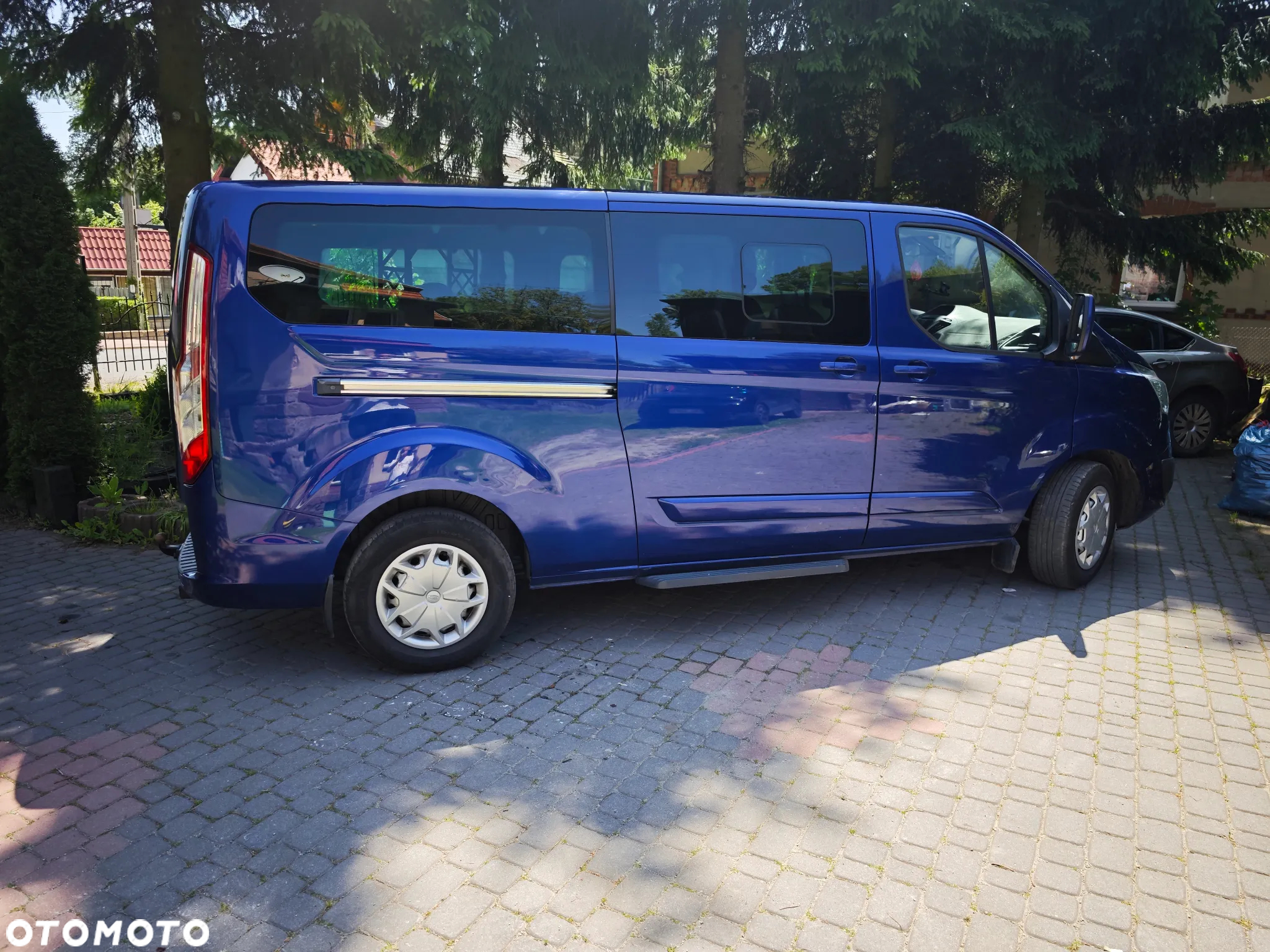 Ford Tourneo Custom - 5
