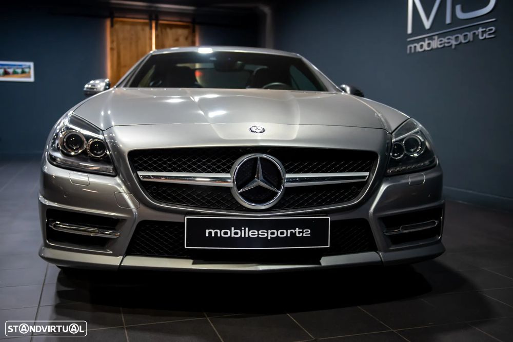 Mercedes-Benz SLK 200 (BlueEFFICIENCY) 7G-TRONIC - 2