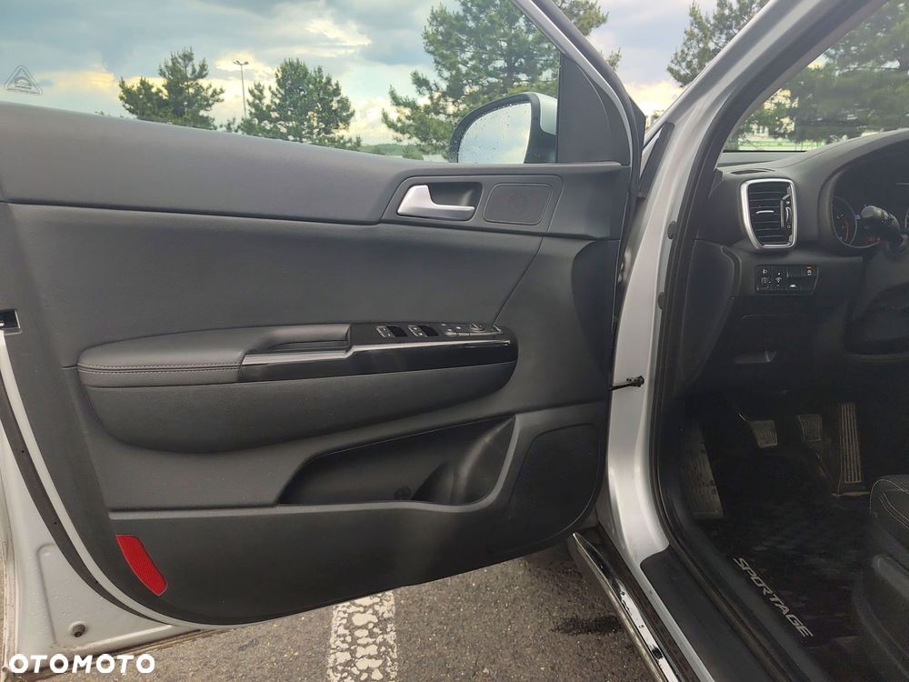 Kia Sportage 1.6 T-GDI L Business Line 4WD - 10