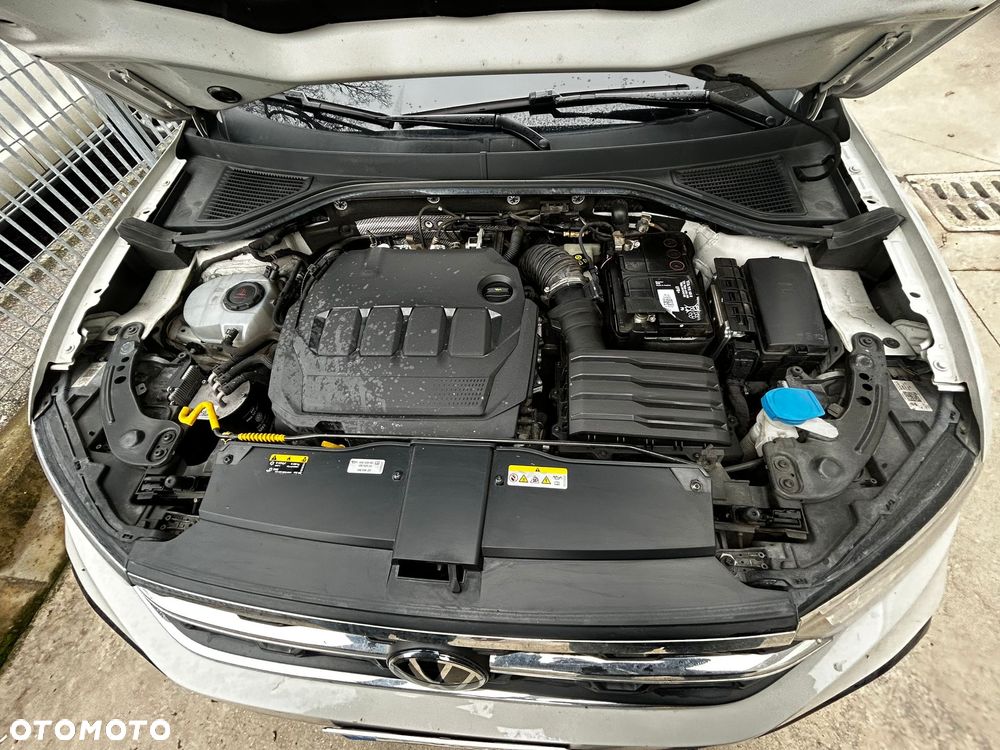 Volkswagen T-Roc 2.0 TDI SCR 4MOTION DSG R-Line - 14