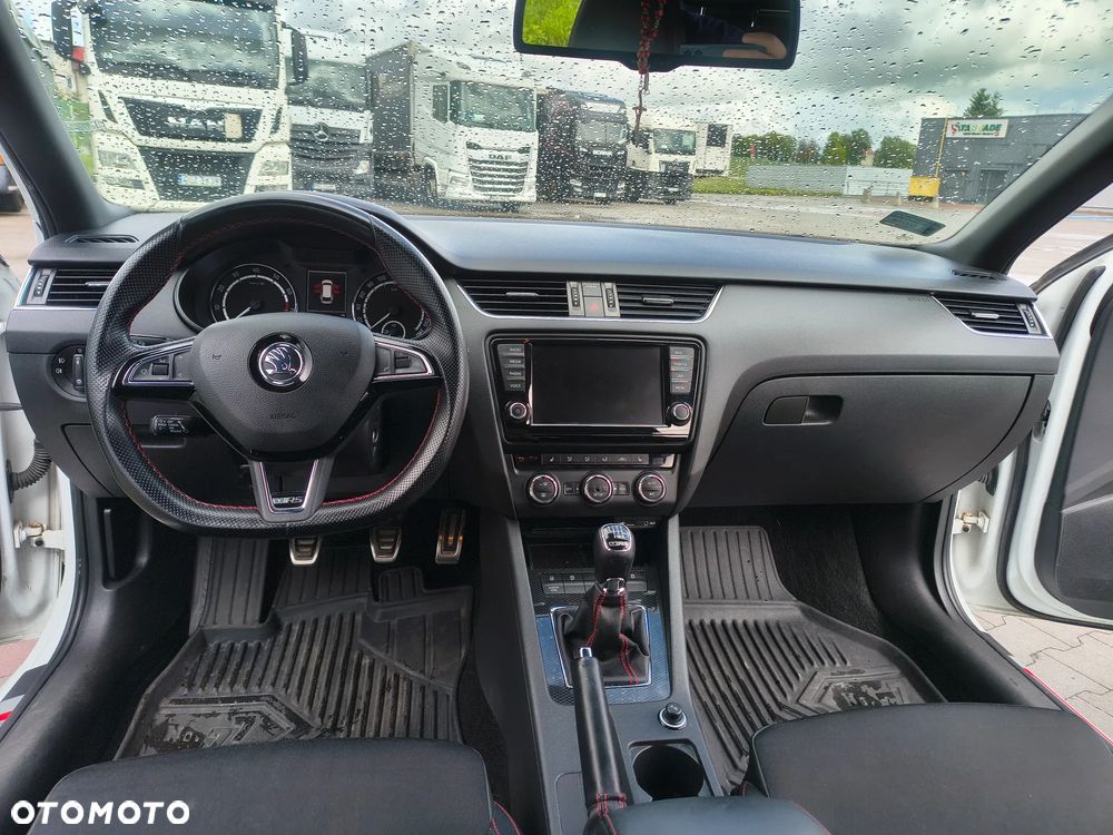 Skoda Octavia - 26