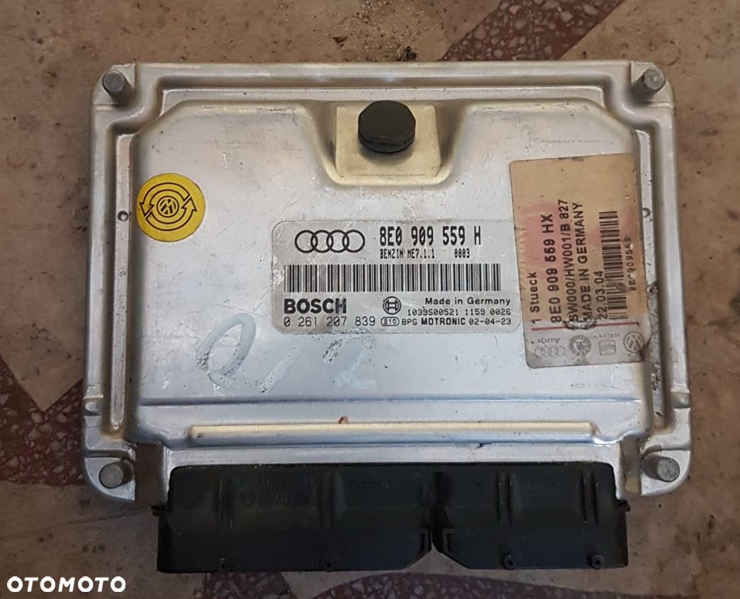 AUDI A4 B6 3.0 V6 KOMPUTER STEROWNIK SILNIKA 8E0909559H 0261207839 - 1