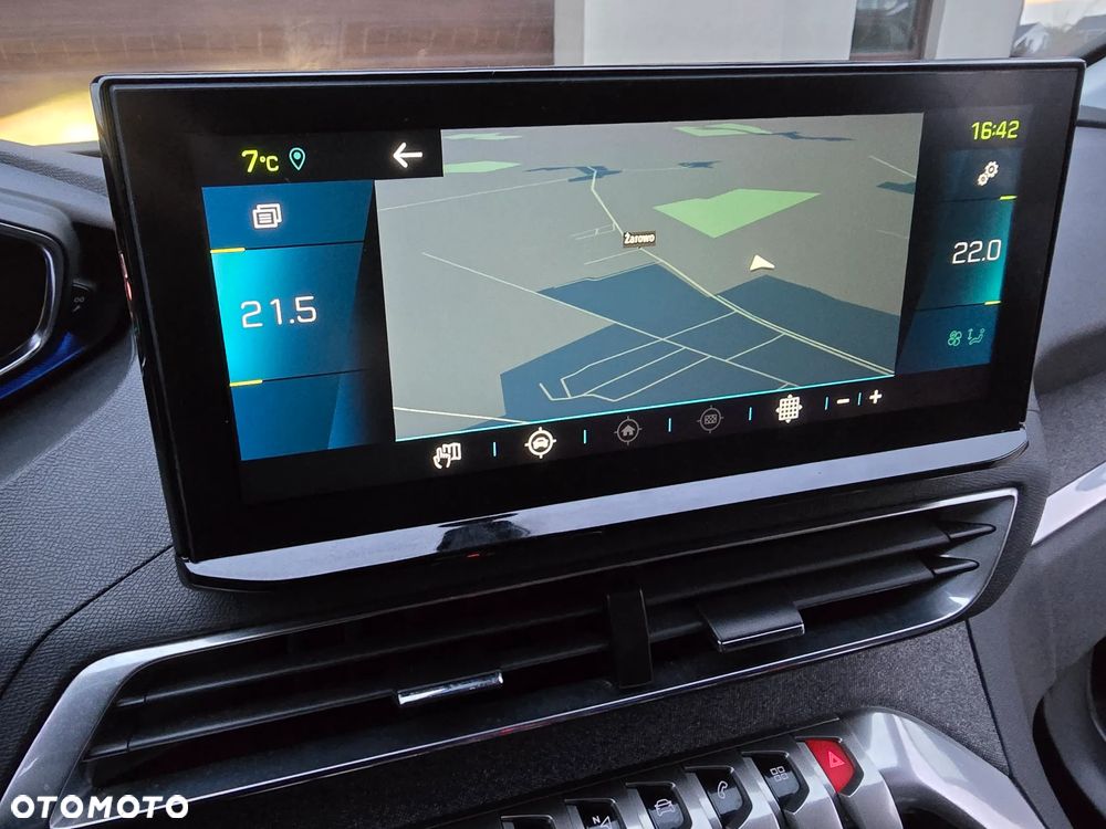 Peugeot 3008 1.6 PureTech Hybrid PHEV Allure Pack S&S EAT8 - 24