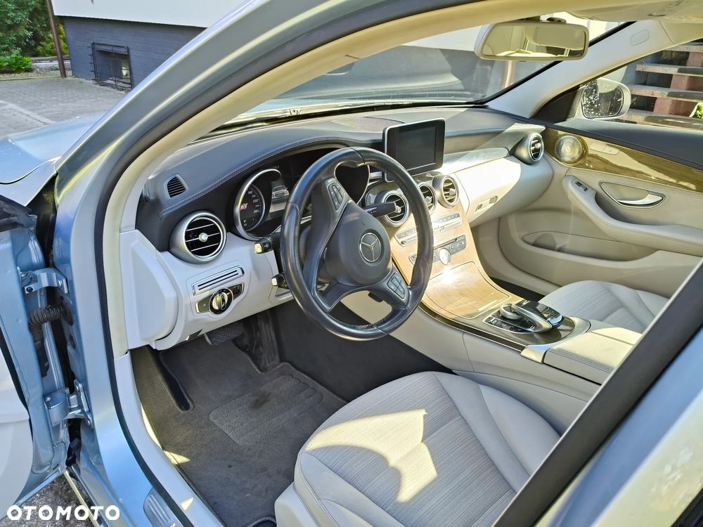 Mercedes-Benz Klasa C 220 CDI DPF Automatik BlueEFFICIENCY - 5