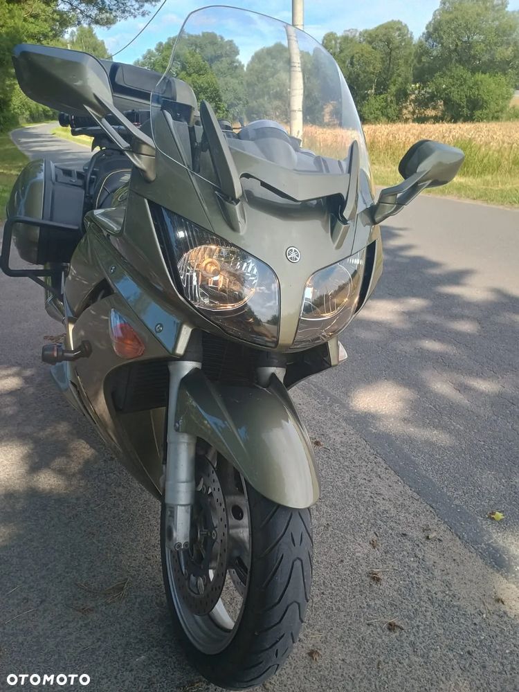 Yamaha FJR - 6