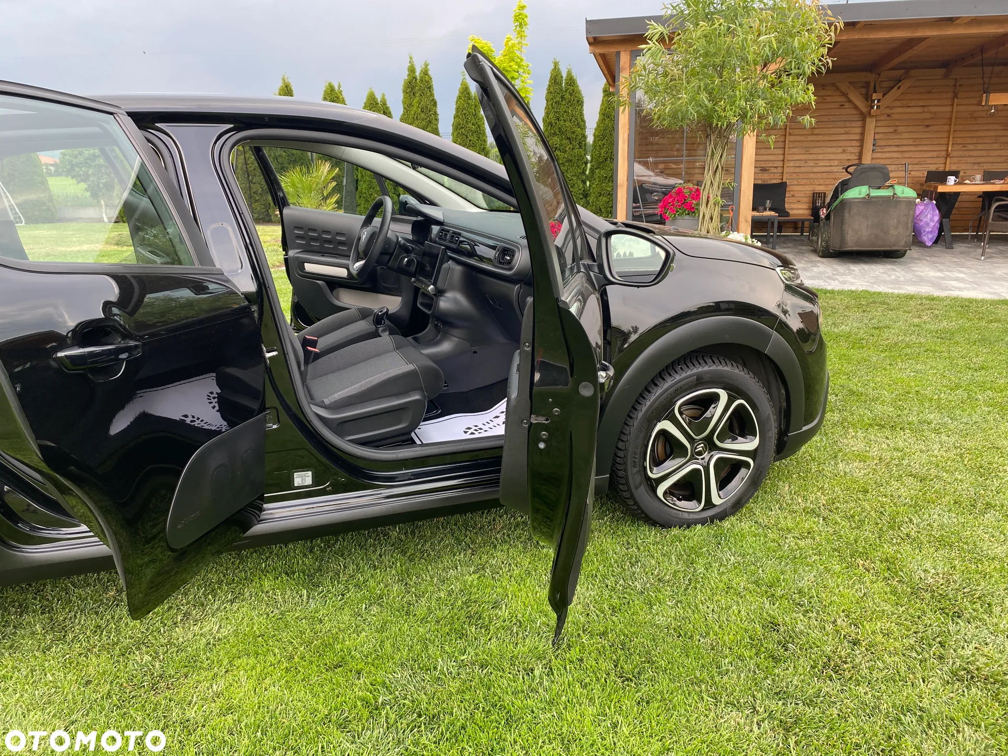 Citroën C3 1.2 PureTech GPF Shine - 24