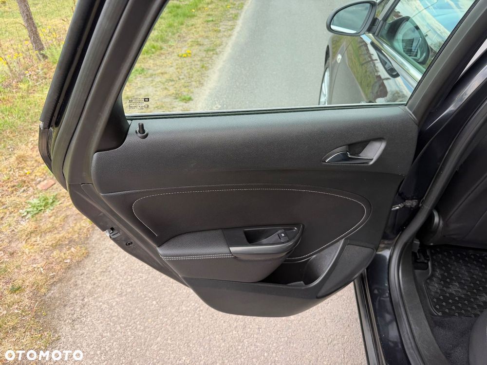 Opel Astra 1.4 T Essentia - 20