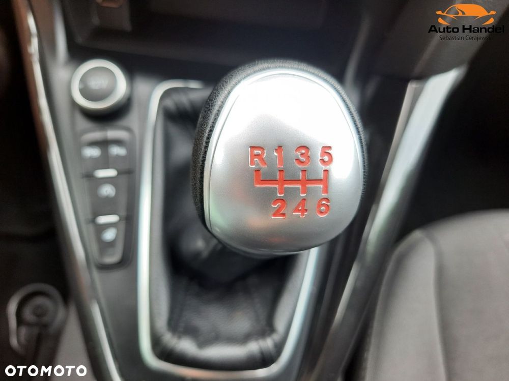 Ford Focus - 38