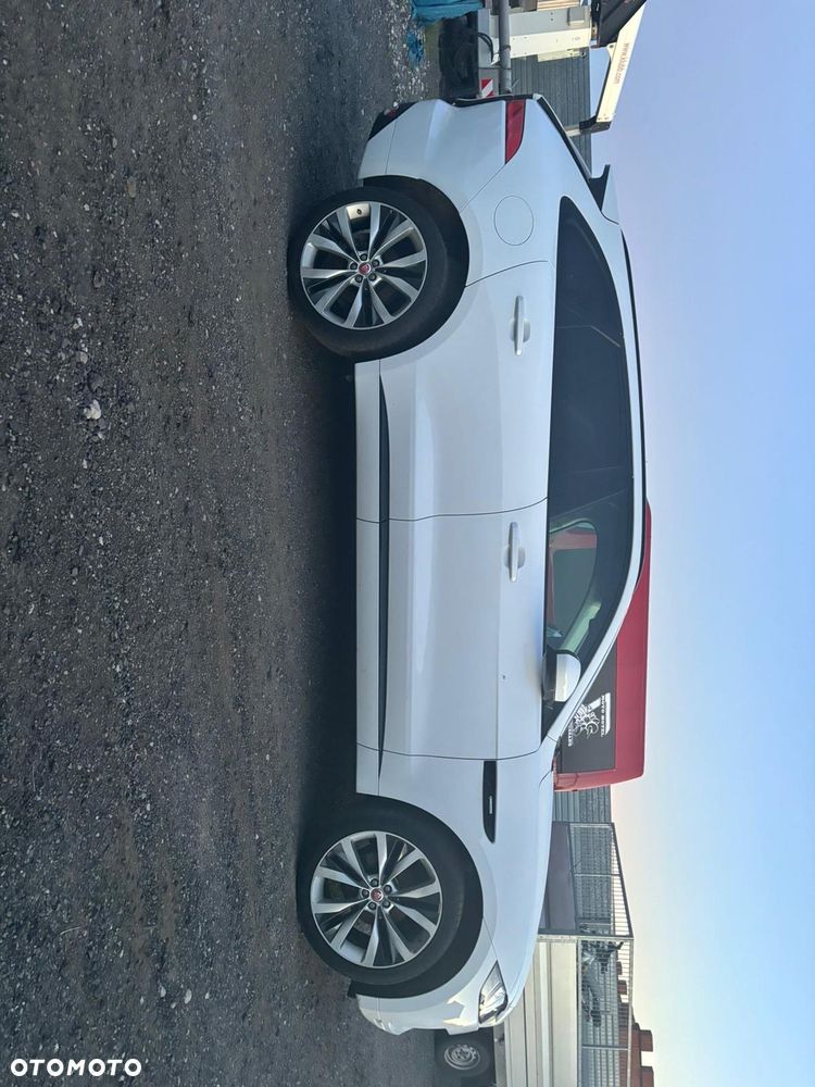 Jaguar F-Pace 20d R-Sport - 7