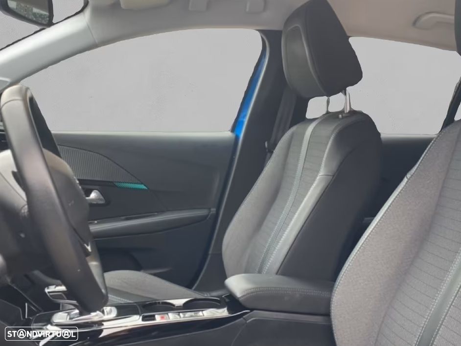 Peugeot e-208 Allure Pack - 4