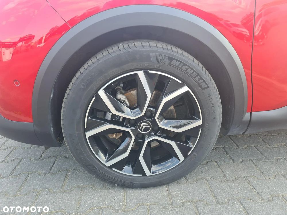 Citroën C4 EV136 50kWh Shine - 28