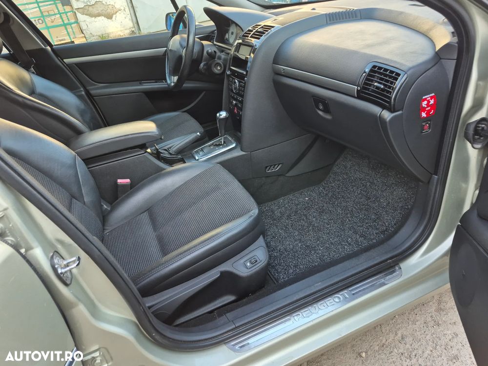 Peugeot 407 HDi 135 Automatik Business Line - 24
