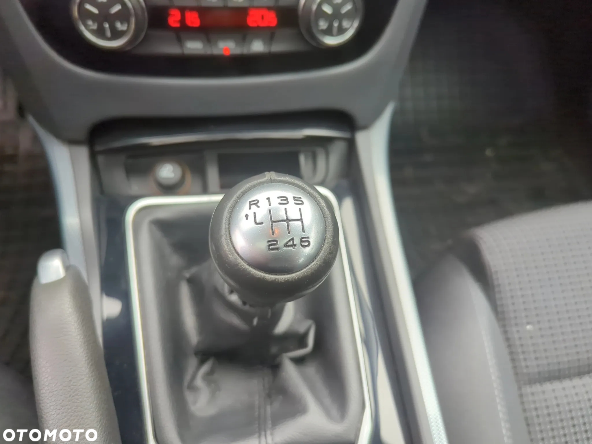 Peugeot 508 1.6 T Allure - 27