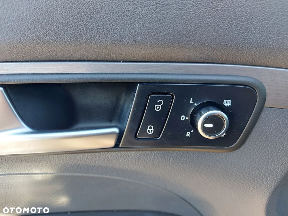 Volkswagen Touran 1.4 TSI Cross - 21