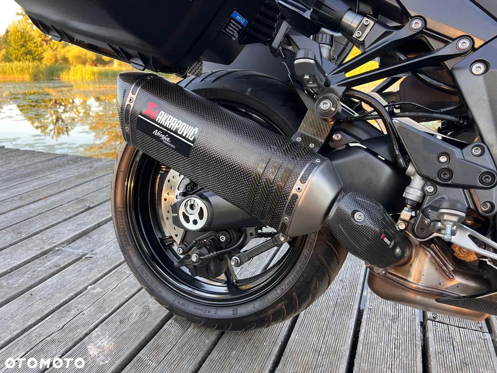 Kawasaki Ninja 1000 SX - 17