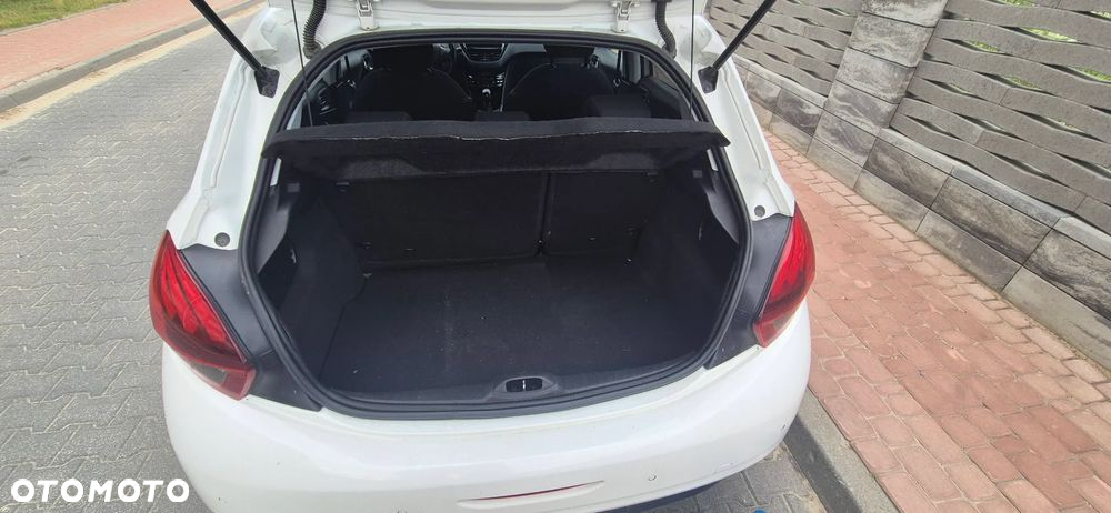 Peugeot 208 Blue-HDi 100 Stop&Start Allure - 6